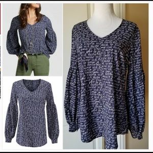 EUC CABi Te Amo v-neck blouse Style #5336